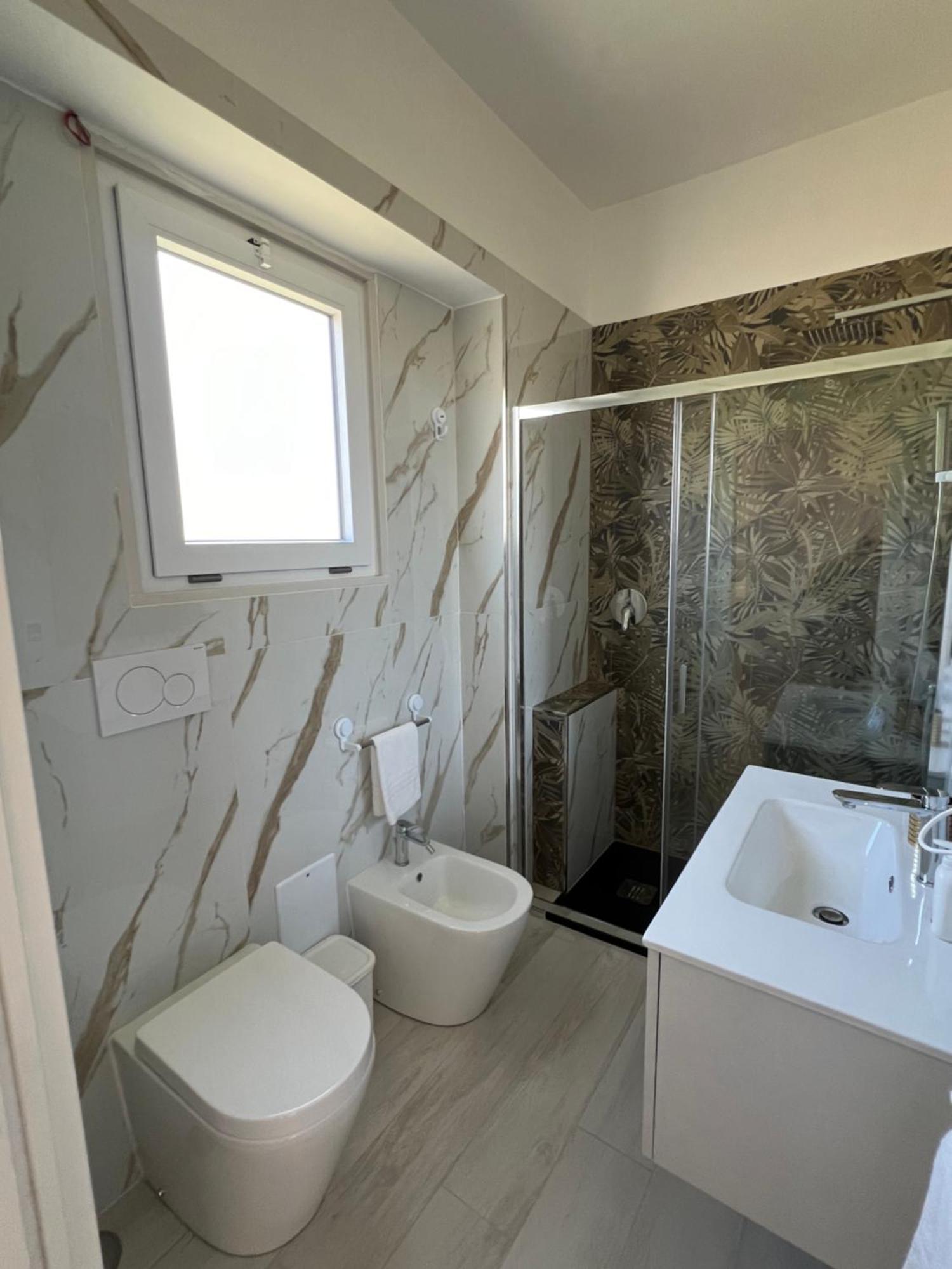 Brass Apartment Кастеламаре ди Стабия Екстериор снимка